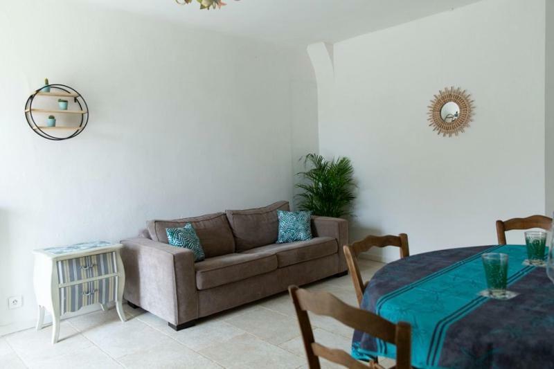 Appartement Entre blé et lavande à Bonnieux Extérieur photo